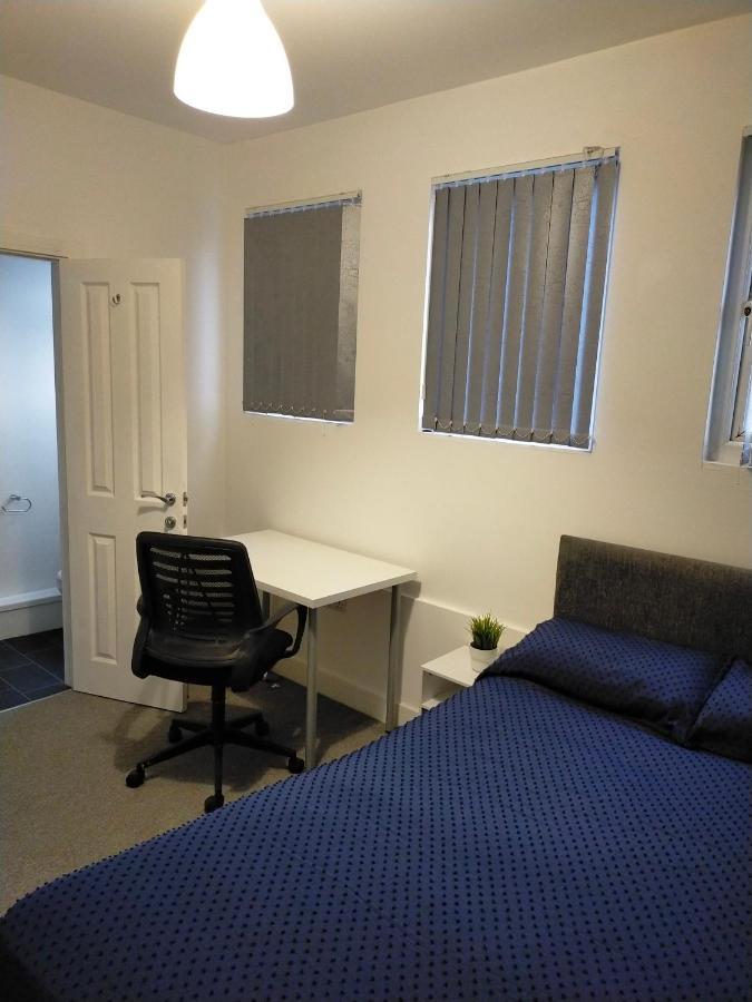 4 Bed Entire House - Heart Of The City - Near Sufc Sheffield Eksteriør bilde