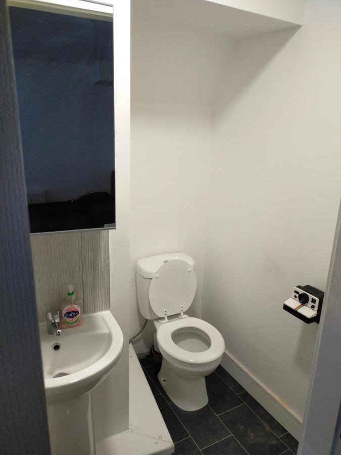 4 Bed Entire House - Heart Of The City - Near Sufc Sheffield Eksteriør bilde