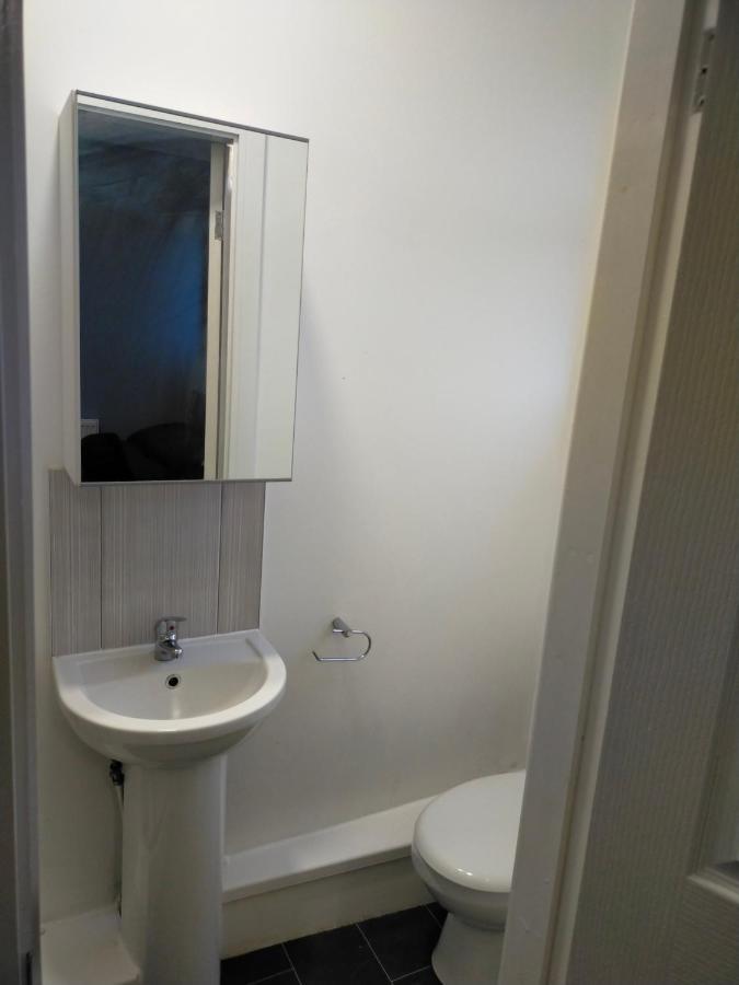 4 Bed Entire House - Heart Of The City - Near Sufc Sheffield Eksteriør bilde